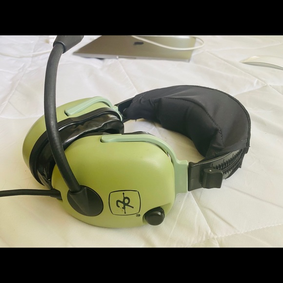 David Clark Aviation Headset Wired - Picture 6 of 6